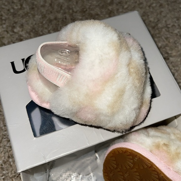 Fluff Baby Slides - Picture 2 of 4